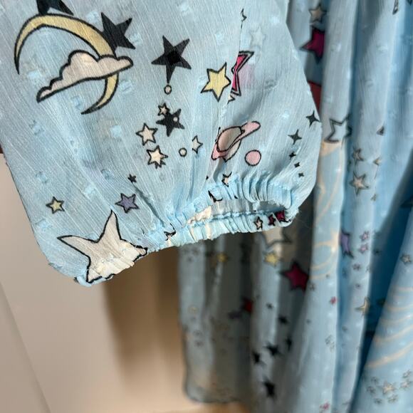 Torrid Blue Stars Mini Blouson Sleeve Mock Neck Skater Dress Sz 00 (M/L 10) - Picture 5 of 11